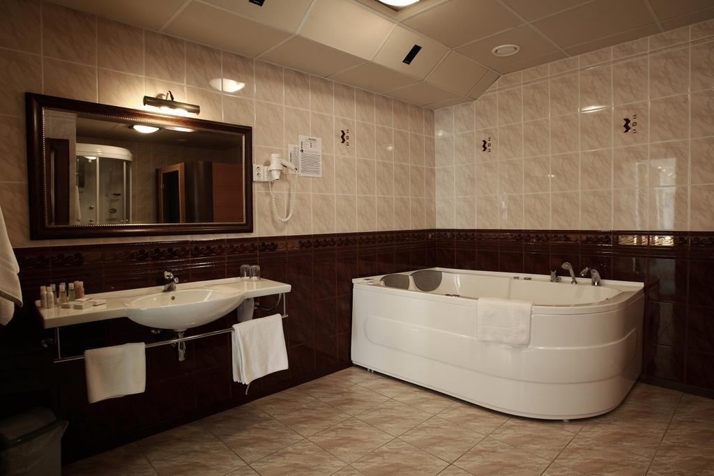 Hotel Siauliu Krasto Medziotoju Uzeiga Šiauliai Habitación foto