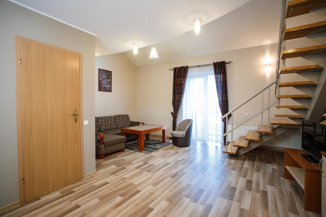 Hotel Siauliu Krasto Medziotoju Uzeiga Šiauliai Exterior foto