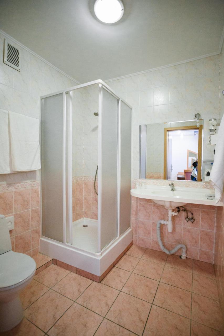 Hotel Siauliu Krasto Medziotoju Uzeiga Šiauliai Habitación foto